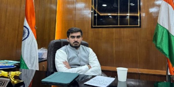 ڈی یو ایس یو کے صدر نے وائس چانسلر سے امتحانات کی تاریخیں ملتوی کرنے کا مطالبہ کیا