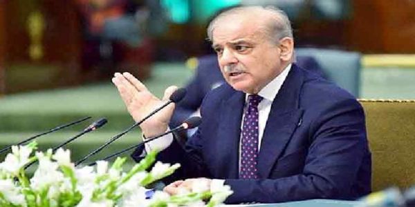 پاکستان میں سینیٹ، سینیٹ کے ڈپٹی چیئر مین کی تنخواہوں میں 500 فیصد اضافہ، تنقید کے بعد شہباز نے اضافہ روک دیا، رپورٹ طلب