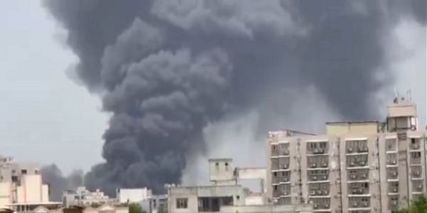 احمد آباد طیارہ حادثے کے بعد ایوی ایشن سیکٹر کے اسٹاک میں بڑی گراوٹ
