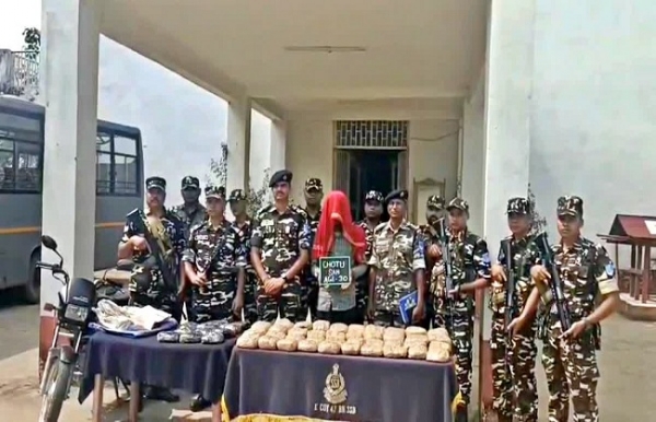 10 کروڑ 65 لاکھ کی چرس کے ساتھ اسمگلر گرفتار، ہند-نیپال سرحد پرایس ایس بی نے  کی بڑی کارروائی