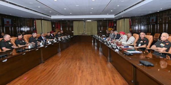 آپریشن ’سندور‘ کے بعد سابق فوجی افسران کے ساتھ ’چیفس چنتن‘ میٹنگ شروع