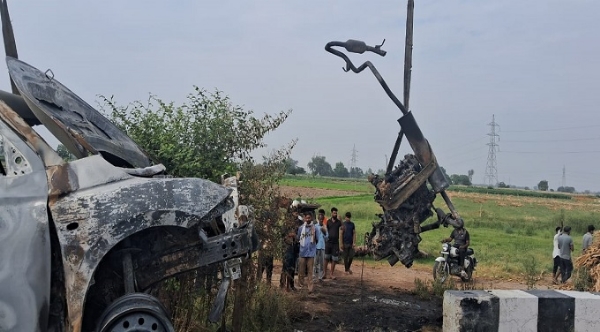 5 burnt alive as car fire after hitting culvert in Bulandshahr