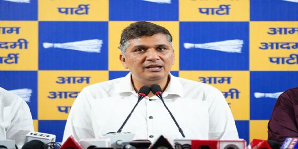 ٹریڈ لائسنس کو پیچیدہ بنا کر بی جے پی نے کرپشن کا نیا راستہ نکالا: سوربھ بھاردواج