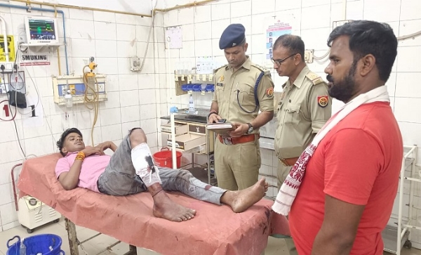 Three shot in encounter in different police station, arrested