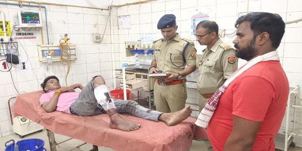 الگ -الگ تھانہ علاقوں میں ہوئے پولیس تصادم میں تین افراد کو پیر میں لگی گولی،گرفتار