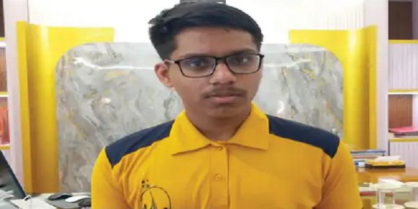 جے ای ای ایڈوانسڈ 2025 میں، برہان پور کے ماجد حسین نے مدھیہ پردیش کوکیا ٹاپ، ملک میں تیسرے نمبر پر
