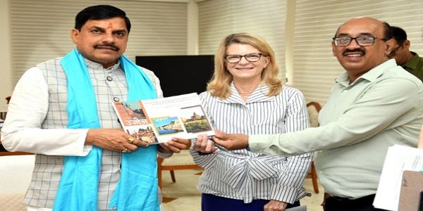 یونیسیف انڈیا کی سربراہ سنتھیا میک کیفری نے وزیر اعلیٰ سے ملاقات کی