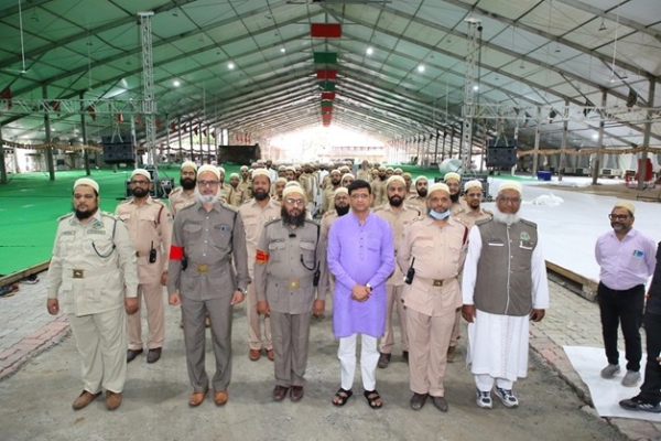 میئر نے جائے وقوعہ کا معائنہ کیا۔