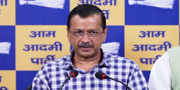 کیجریوال نے راجیہ سبھا جانے کی قیاس آرائیوں کو مسترد کر دیا، ضمنی انتخاب میں دو سیٹیں جیتنے پر عوام کا شکریہ ادا کیا