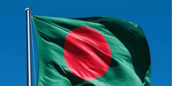 بنگلہ دیش کے تین سابق چیف الیکشن کمشنروں کے خلاف مقدمے میں بغاوت کا الزام شامل کیا گیا۔