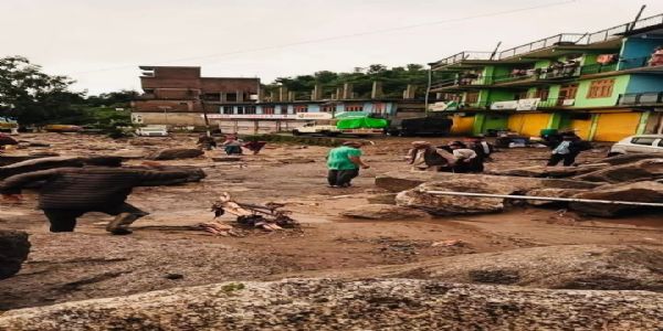 منڈی میں بارش سے لینڈ سلائیڈنگ، چار افراد ہلاک، 16 لاپتہ