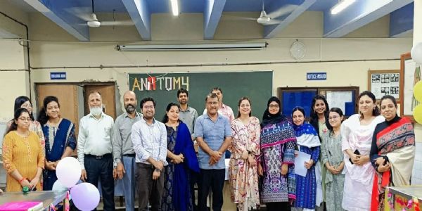 اے ایم یو کے شعبہ اناٹومی میں طلبہ نے ڈبیٹ مقابلے میں حصہ لیا