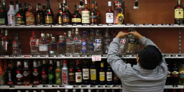 حیدرآباد میں اتوار کو شراب کی دکانیں بند رہیں گی