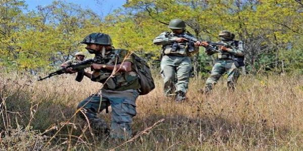 چھاترو کشتواڑ میں دہشت گردوں اور فورسز کے مابین تصادم شروع۔