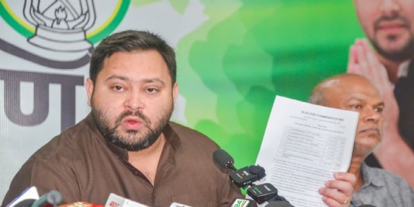 بہار میں ’شیطانی راج‘: تیجسوی یادو کا وزیراعظم مودی اور عوام کو کھلا خط