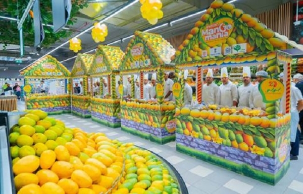 Lulu Group launches Indian Mango Mania with APEDA