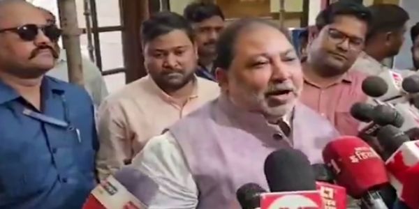 رام کتھا پر کسی خاص ذات کا نام لے کر بحث نہیں کرنی چاہیے - دیاشنکر سنگھ
