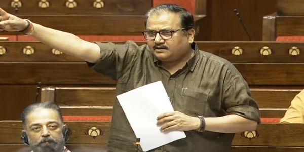 منوج جھا نے پارلیمنٹ میں امریکی صدر ٹرمپ کے خلاف مذمتی قرارداد پاس کرنے کا مطالبہ کیا