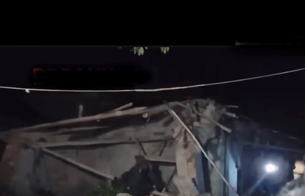 Explosion in an abandoned house, one dead