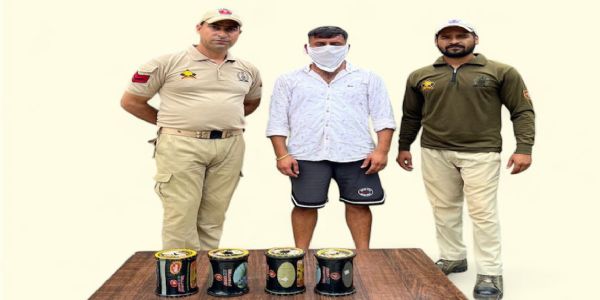 جموں پولیس نے ممنوعہ گٹو ڈور کی فروخت کے الزام میں ایک شخص کو گرفتار کیا۔