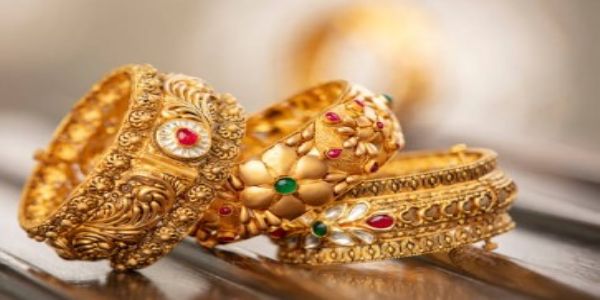 صرافہ بازار میں سونا سستا، چاندی کی قیمت میں کوئی تبدیلی نہیں