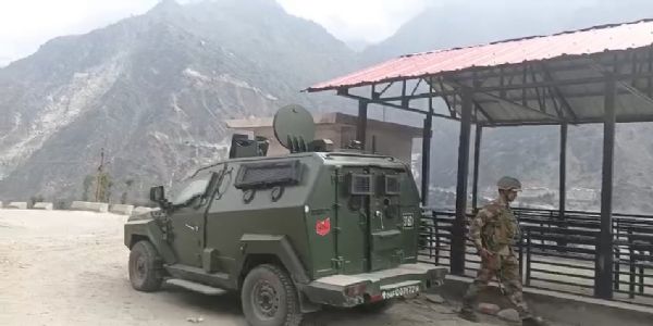 کشتواڑ میں سیکیورٹی دستوں اور دہشت گردوں کے مابین تصادم