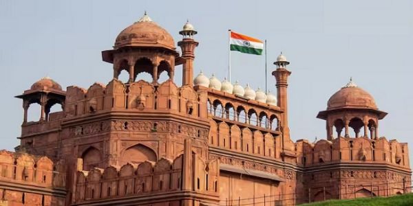 تاریخ کے آئینے میں 15 اگست: ہندوستان کا یوم آزادی، برطانوی راج سے آزادی کی کہانی