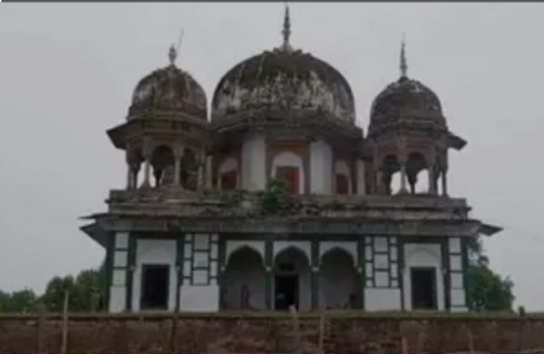 DM sent investigation report of Fatehpur Tomb to commissioner