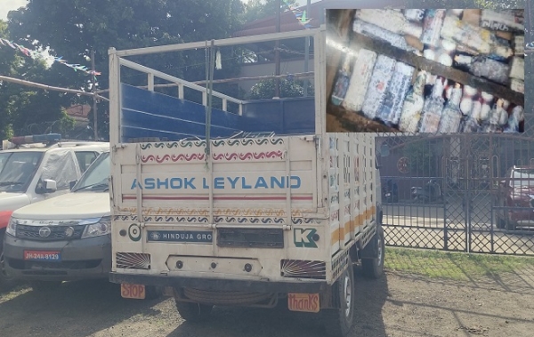 Smugglers were smuggling liquor like Pushpa Raj, vehicle seized