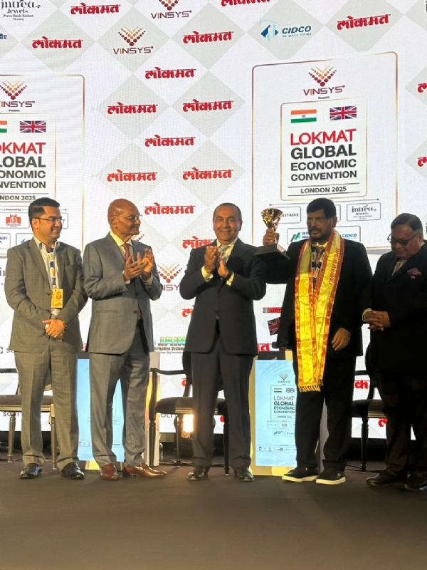 London event honours Athawale with Kohinoor of India award
