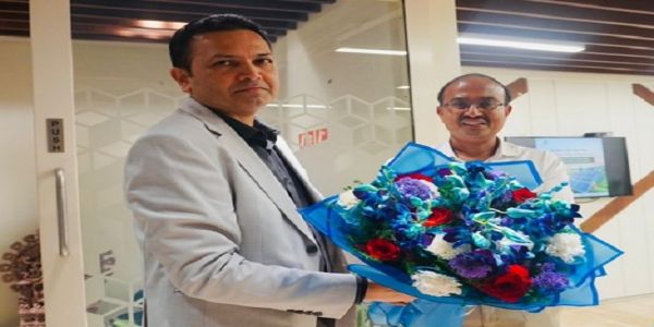 حکومت نے آکاش ترپاٹھی کو سولر انرجی کارپوریشن آف انڈیا لمیٹڈ کا منیجنگ ڈائریکٹر مقرر کیا