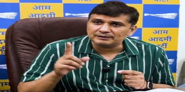 ایس ایس سی کی تیاری کرانے والے اساتذہ کی سوبھ بھاردواج سے ملاقات