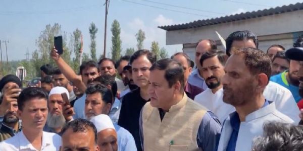 وزیر جاوید رانا نے اراکین اسمبلی کے ہمراہ جموں سرینگر قومی شاہراہ کا جائزہ لیا