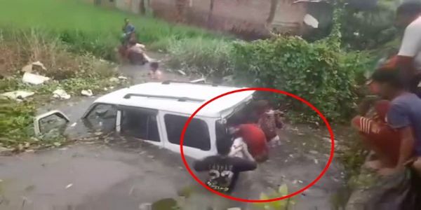 بہار میں شراب لدی اسکارپیو پلٹی، 20 لاکھ شراب کی لوٹ