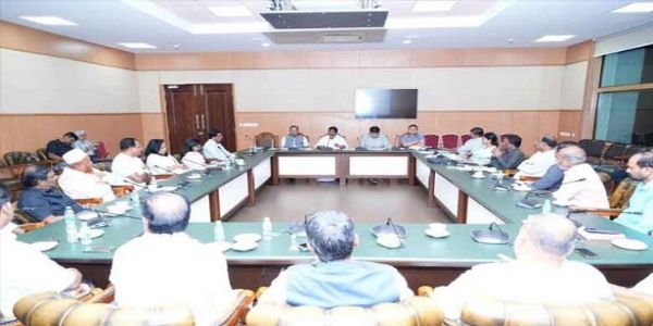 حکومت اور خانگی کالجس انتظامیہ کے درمیان بات چیت کامیاب، ہڑتال ختم