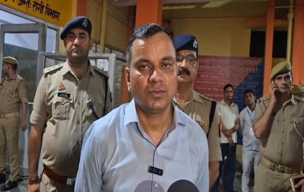 Police encounter with cow slaughter suspects; 5 arrested