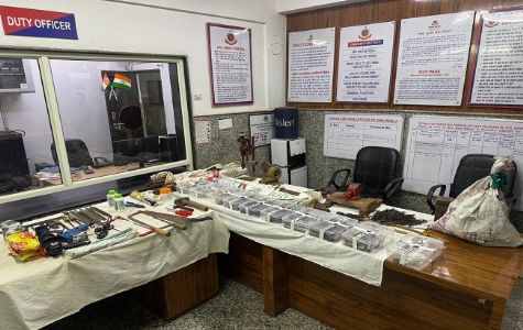 یوپی کے علی گڑھ میں غیر قانونی اسلحہ بنانے والی فیکٹری کا پردہ فاش، تین گرفتار
