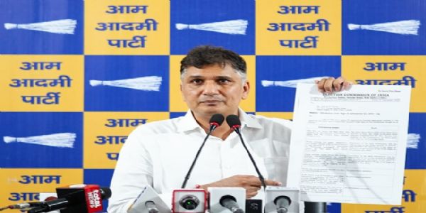 میں چیف الیکشن کمشنر گیانیش کمار جی کو حلف نامے پر اپنی شکایت دینے کےلئے تیار ہوں:سوربھ بھاردواج
