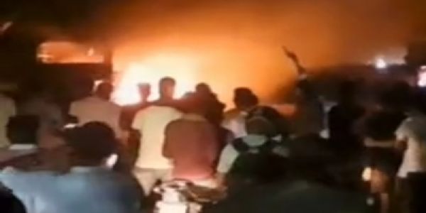 کٹیہار ضلع کے پھولوریہ میں مسافروں سے بھری بس میں لگی آگ ، تمام مسافر محفوظ
