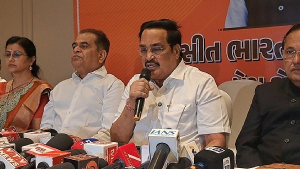 سی آر پاٹل نے کہا،’وی بی-جی رام جی‘ اسکیم یو پی اے ماڈل سے الگ سی آر پاٹل نے کہا،’وی بی-جی رام جی‘ اسکیم یو پی اے ماڈل سے الگ