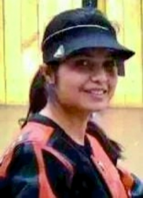 مرادآباد سے تعلق رکھنے والی شوٹر شردھا رستوگی نے ہندوستانی شوٹنگ ٹیم ٹرائلز کے لیے کوالیفائی کیا مرادآباد سے تعلق رکھنے والی شوٹر شردھا رستوگی نے ہندوستانی شوٹنگ ٹیم ٹرائلز کے لیے کوالیفائی کیا