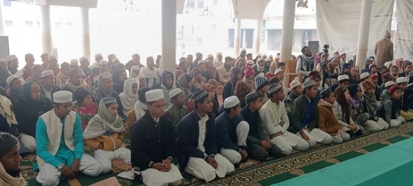 مدرسہ رحمانیہ سوپول میں مسابقہ خطابت، حمد و نعت خوانی اور اجلاسِ تکمیلِ قرآن کا کامیاب انعقاد