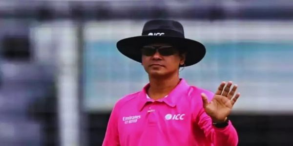 آئی سی سی ایلیٹ امپائر شرف الد ولہ سیکت بھارت میںکر رہے ہیں امپائرنگ ،کوئی تنازعہ نہیں