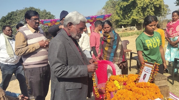 ریاستی حکومت قبائلی زمین کو لوٹنے کے ارادے سے کام کر رہی ہے: چمپائی سورین