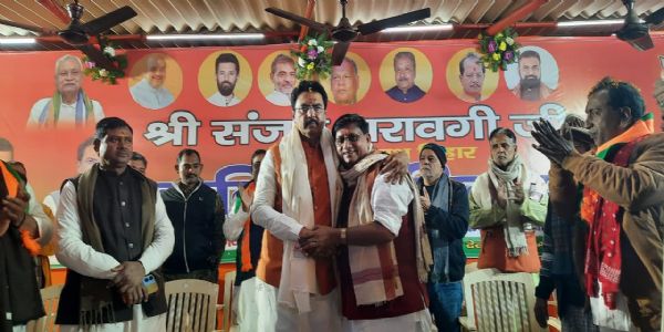 بی جے پی کے ریاستی صدر سنجے سراوگی کا بھاگلپور ضلع کے بیہ پور میں استقبال