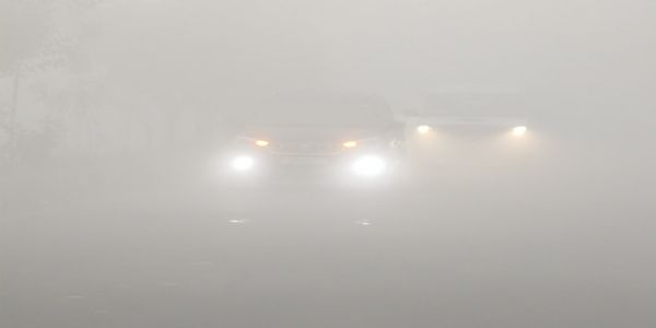 جموں میں گھنی دھند کے باعث فضائی و زمینی آمدورفت متاثر