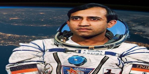 تاریخ کے آئینےمیں 13 جنوری: خلاباز راکیش شرما پیدا ہوئے