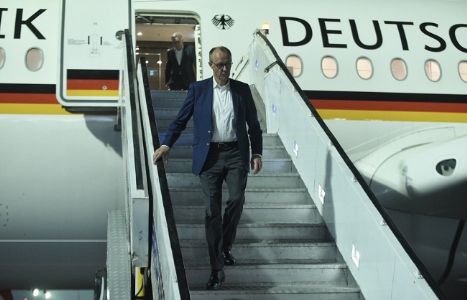 جرمن چانسلر فریڈرک مرز ہندوستان کے دورے پر، احمد آباد میں استقبال