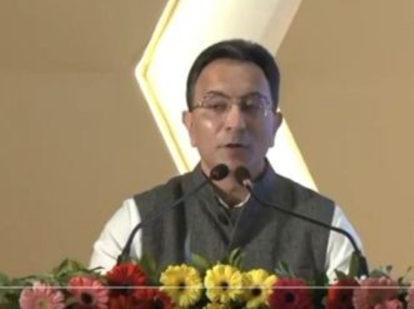 وزیر اعلیٰ اور مرکزی وزیر مملکت نے یوپی اے آئی اور ہیلتھ انوویشن اجلاس کا افتتاح کیا وزیر اعلیٰ اور مرکزی وزیر مملکت نے یوپی اے آئی اور ہیلتھ انوویشن اجلاس کا افتتاح کیا