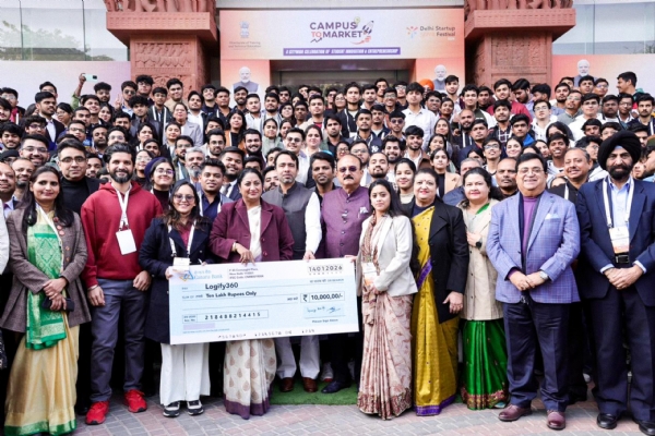 نوجوان طاقت ترقی یافتہ ہندوستان کی اصل بنیاد ہے: ریکھا گپتا